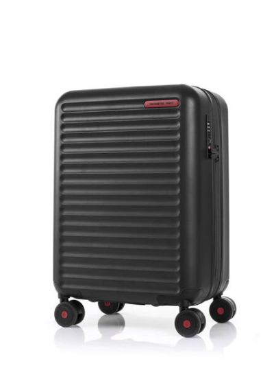 133615_0540_hi-res_FRONT34_1-e1748770042881